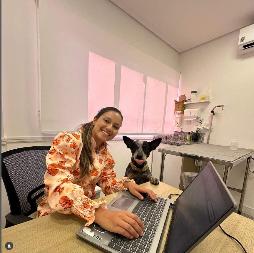 Dra. Laíssa Santiago - Teleconsulta